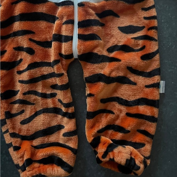 Baby tiger Halloween orange toddler costume - Picture 5 of 5